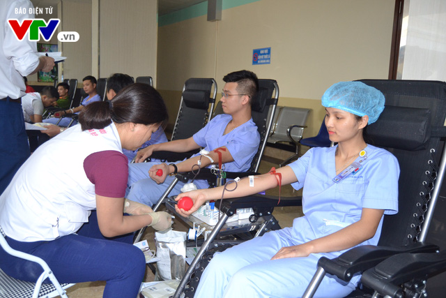 Phú Thọ: Hơn 400 đơn vị máu được hiến tặng - Ảnh 2.