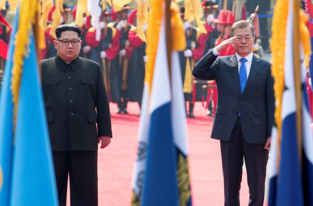 Những bước chân lịch sử từ cuộc gặp thượng đỉnh liên Triều - Ảnh 2.