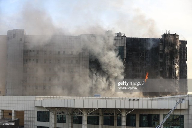 Cháy lớn ở bệnh viện tại Thổ Nhĩ Kỳ - Ảnh 6.