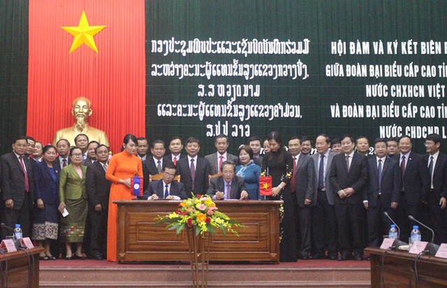 Tăng cường hợp tác giữa 2 tỉnh Quảng Bình và Khăm Muộn (Lào) - Ảnh 1.