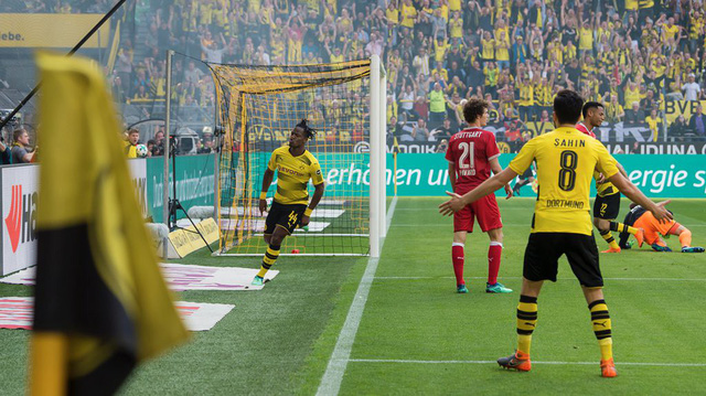 Vực dậy sau thảm bại với Bayern, Dortmund quyết đấu ngôi nhì Bundesliga - Ảnh 2.