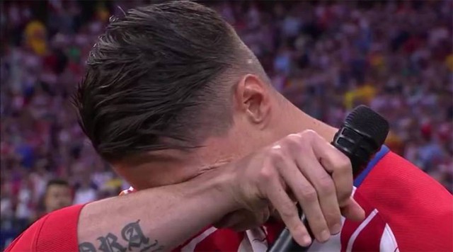 Những hình ảnh không thể nào quên trong ngày Fernando Torres chia tay A. Madrid - Ảnh 9.