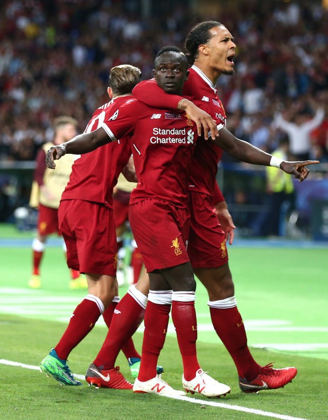 Real 3-1 Liverpool: Những khoảnh khắc ấn tượng trong trận chung kết Champions League - Ảnh 17.