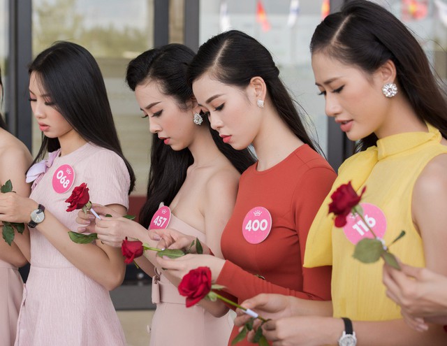 Hoa hậu Việt Nam 2018: Thí sinh lọt Chung kết bắt tay vào dự án nhân ái - Ảnh 4.