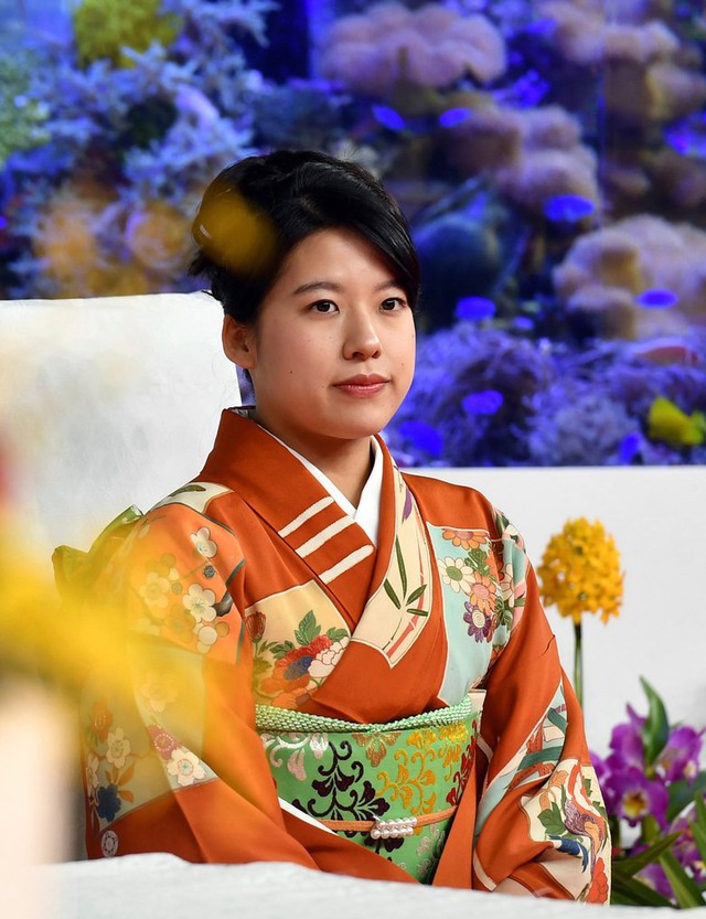 Công chúa Ayako của Nhật Bản từ bỏ tước vị khi kết hôn với dân thường - Ảnh 1.