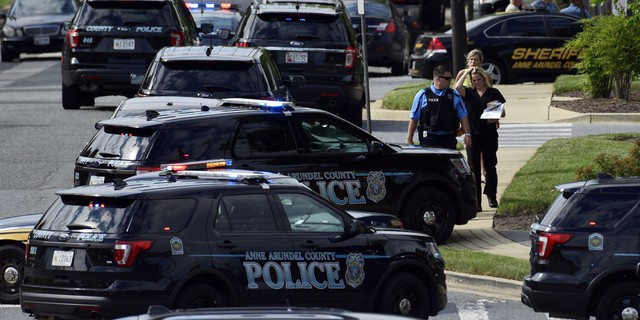 Xả súng tại tòa soạn báo ở Maryland (Mỹ), ít nhất 5 người thiệt mạng - Ảnh 5.