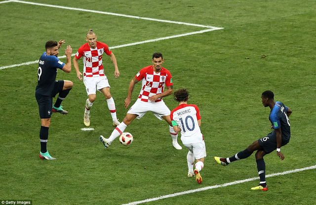 ẢNH: Những khoảnh khắc đáng nhớ trong trận chung kết FIFA World Cup 2018 - Ảnh 15.
