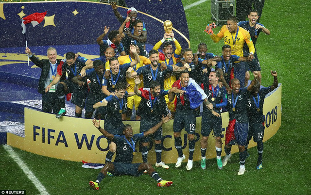 ẢNH: Những khoảnh khắc đáng nhớ trong trận chung kết FIFA World Cup 2018 - Ảnh 31.