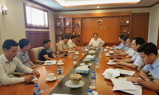 Bộ trưởng Phùng Xuân Nhạ yêu cầu đẩy nhanh việc chấm thẩm định theo Quy chế thi THPT Quốc gia - Ảnh 1.