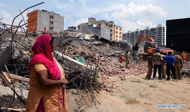 Sập tòa nhà tại Ấn Độ làm 9 người thiệt mạng - Ảnh 8.