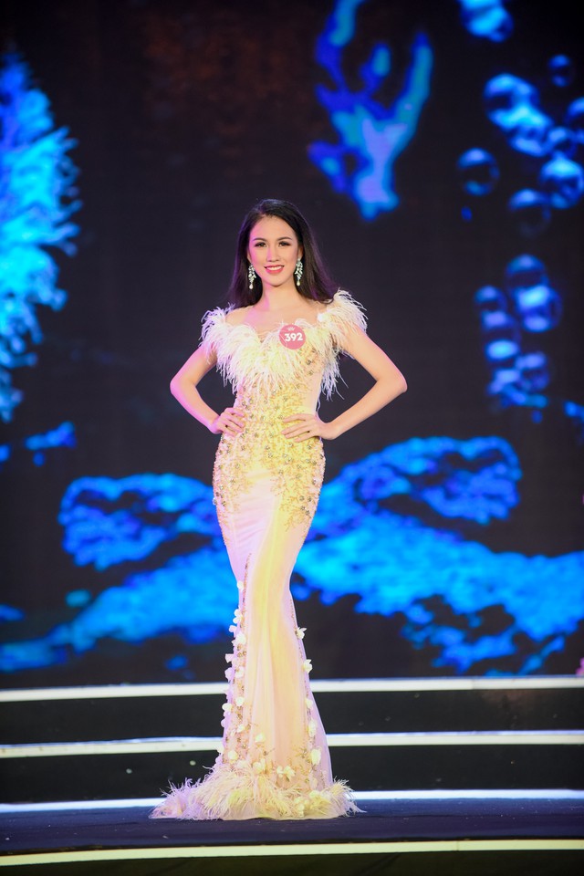Lọt vào Chung kết Hoa hậu Việt Nam 2018, vì sao BTV của VTV bất ngờ không tham gia dự án nhân ái? - Ảnh 4.