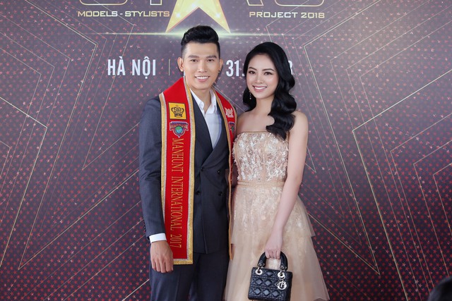 Hoa hậu bản sắc Việt Thu Ngân đẹp hút hồn tại Lễ ra mắt dự án Ngôi sao danh vọng - Ảnh 7.