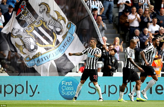 VIDEO Newcastle 1-2 Tottenham: Spurs khởi đầu thuận lợi dù Kane im tiếng - Ảnh 2.