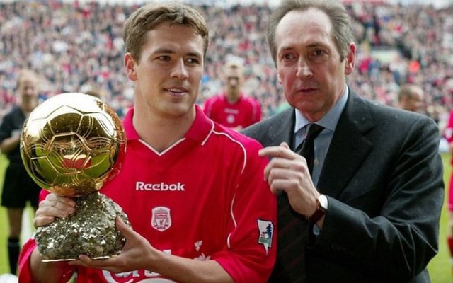 Dấu ấn khó quên trong sự nghiệp Thần đồng bóng đá Michael Owen - Ảnh 2.