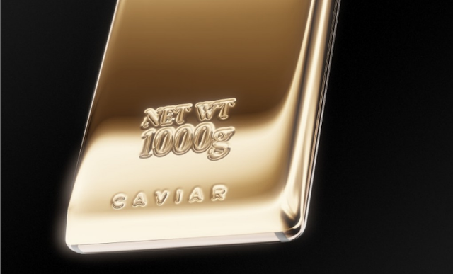 Caviar đắp thêm 1 kg vàng nguyên chất trên lưng Galaxy Note 9 - Ảnh 2.