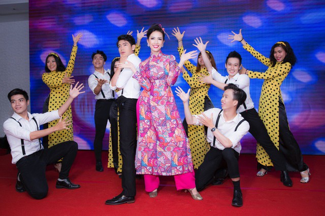 Hoa hậu Phan Thị Mơ hóa Cô Ba Sài Gòn khoe vũ đạo bên Quang Đăng - Ảnh 5.