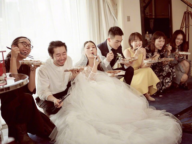 Đám cưới tuyệt đẹp của Trương Hinh Dư và chàng sĩ quan quân đội - Ảnh 4.