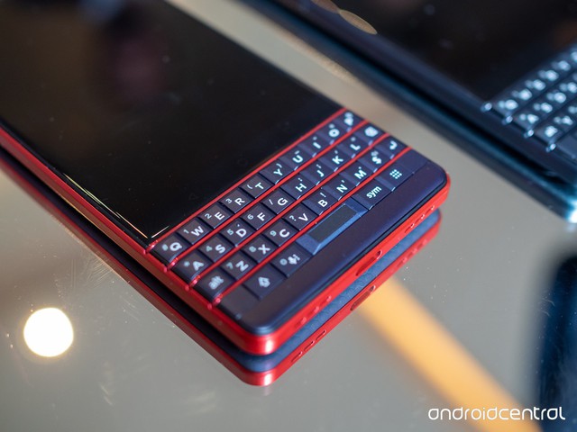 Điện thoại BlackBerry KEY2 Red Edition New Fullbox chính hãng giá rẻ