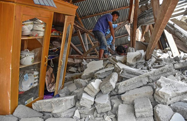 Cư dân đảo Lombok trăn trở với nỗi lo ổn định cuộc sống sau động đất - Ảnh 2.