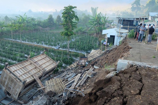 Cư dân đảo Lombok trăn trở với nỗi lo ổn định cuộc sống sau động đất - Ảnh 7.
