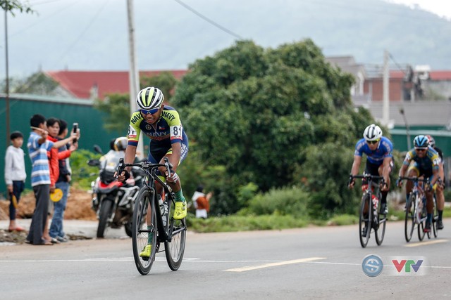 ẢNH: Những khoảnh khắc ấn tượng chặng 11 Giải xe đạp quốc tế VTV Cup Tôn Hoa Sen 2018 - Ảnh 4.