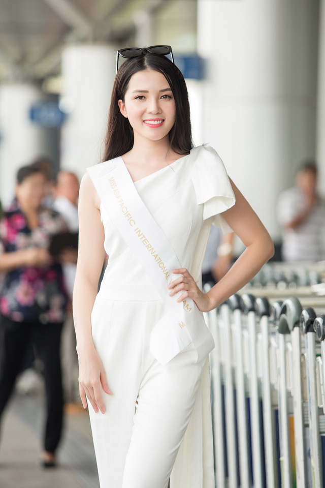 Hoa khôi Thúy Vi lên đường chinh chiến tại Hoa hậu châu Á - Thái Bình Dương 2018 - Ảnh 2.