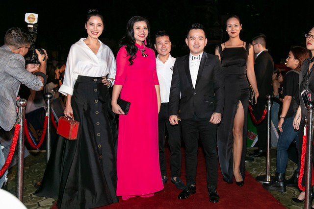Dàn sao đổ bộ thảm đỏ hoành tráng của Chung kết Hoa hậu Việt Nam 2018 - Ảnh 20.