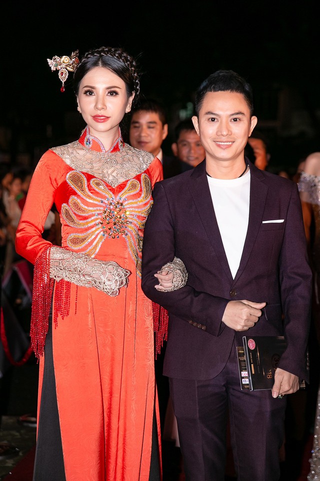Dàn sao đổ bộ thảm đỏ hoành tráng của Chung kết Hoa hậu Việt Nam 2018 - Ảnh 21.