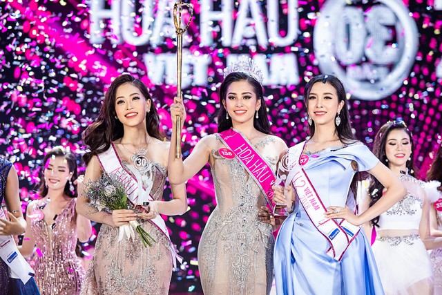 Khoảnh khắc đăng quang của tân Hoa hậu Việt Nam 2018 Trần Tiểu Vy - Ảnh 9.