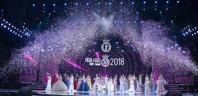 Khoảnh khắc đăng quang của tân Hoa hậu Việt Nam 2018 Trần Tiểu Vy - Ảnh 3.