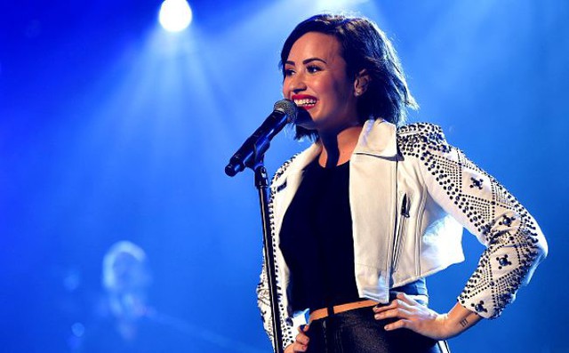 Demi Lovato: Từ công chúa Disney đến bước trượt dài vì ma túy - Ảnh 6.
