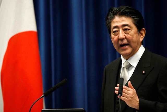 Nhật Bản có đạt được mục tiêu kinh tế sau chiến thắng của Thủ tướng Shinzo Abe? - Ảnh 1.