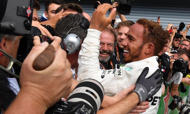 Đua xe F1: Lewis Hamilton về nhất chặng Grand Prix Italia - Ảnh 3.
