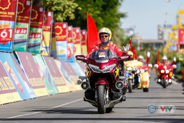ẢNH: Những khoảnh khắc ấn tượng chặng 5 Giải xe đạp quốc tế VTV Cup Tôn Hoa Sen 2018 - Ảnh 4.