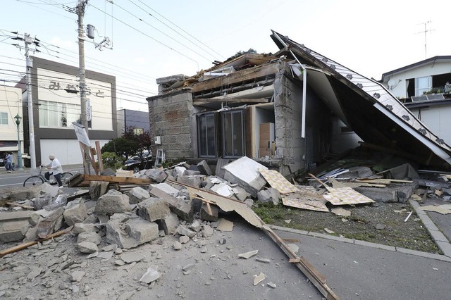 Khắc phục hậu quả trận động đất tại Hokkaido, Nhật Bản - Ảnh 9.