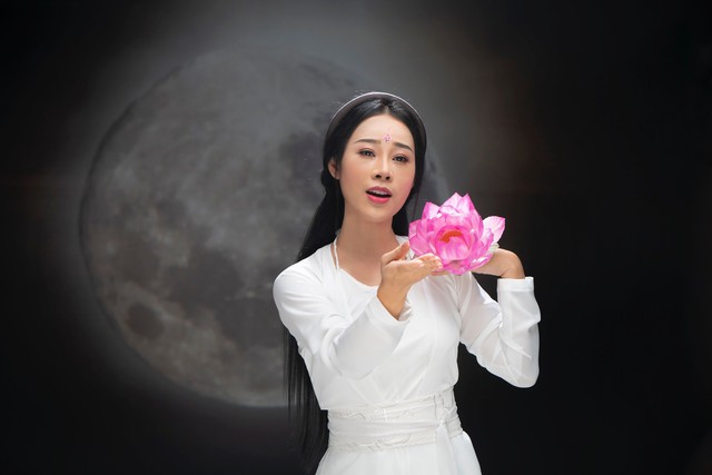 Ca sĩ Hoa Trần tung MV cover nhạc phim Diên Hi công lược với tạo hình bí ẩn - Ảnh 1.