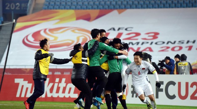 Ảnh: Nhìn lại những khoảnh khắc ấn tượng, tự hào trong chiến thắng lịch sử của U23 Việt Nam trước U23 Qatar - Ảnh 16.