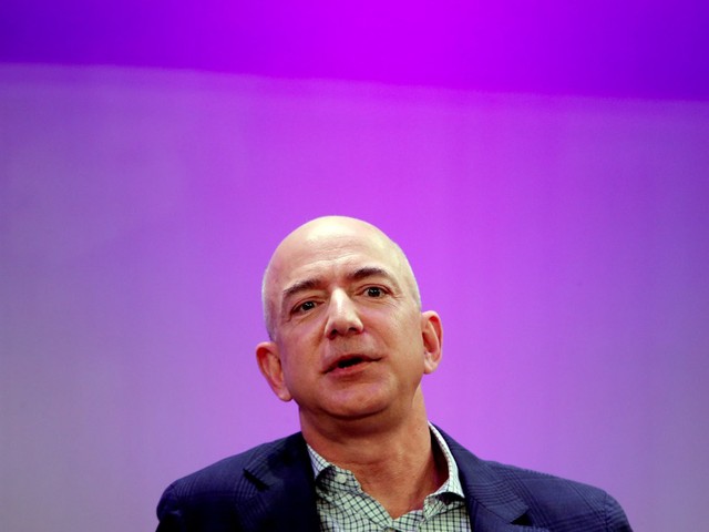 Jeff Bezos: Giàu nhất hành tinh song vẫn rửa bát giúp vợ mỗi tối - Ảnh 2.