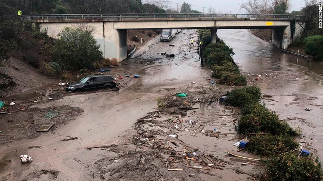 Lở bùn và lũ lụt tại California, ít nhất 13 người thiệt mạng - Ảnh 5.