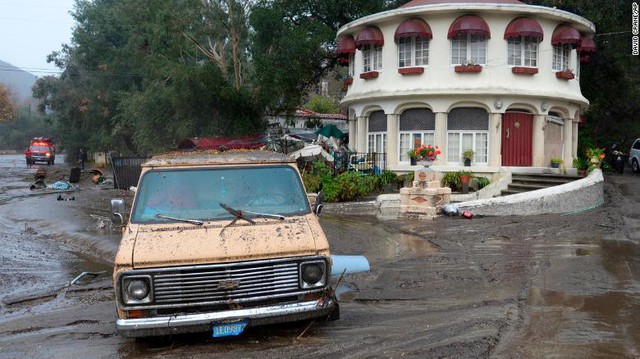 Lở bùn và lũ lụt tại California, ít nhất 13 người thiệt mạng - Ảnh 7.