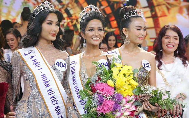 Xem lại Chung kết Hoa hậu Hoàn vũ Việt Nam 2017 - Ảnh 1.