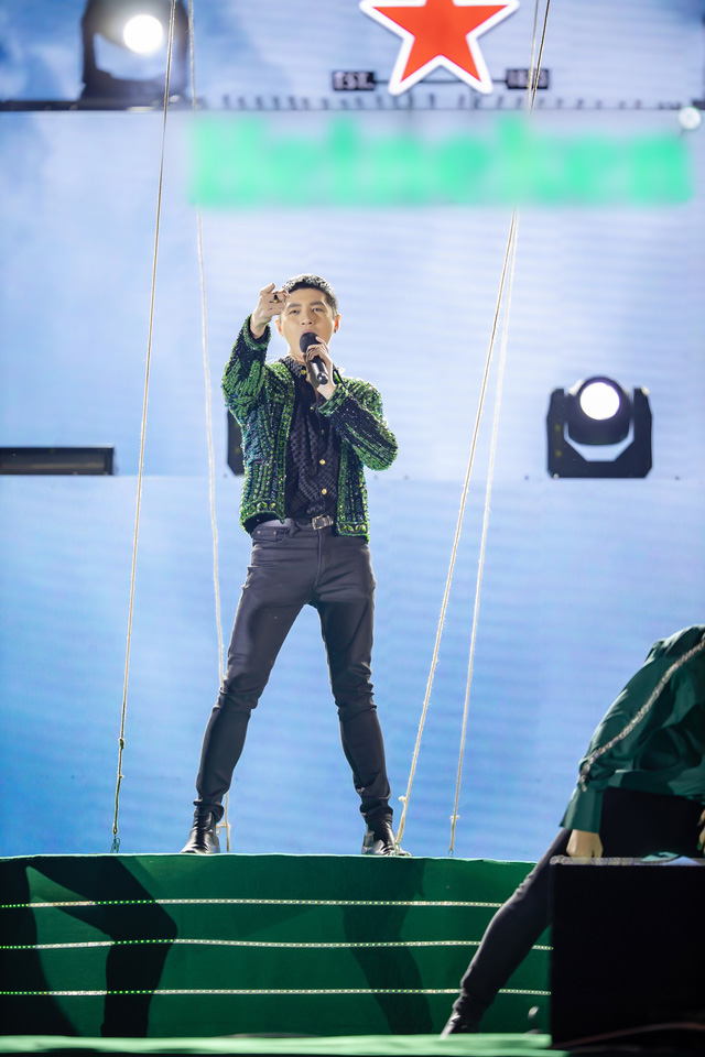 Thủ lĩnh nhóm nhạc Westlife cùng nghệ sĩ Việt bùng nổ trong đêm nhạc Countdown Party 2019 - Ảnh 2.