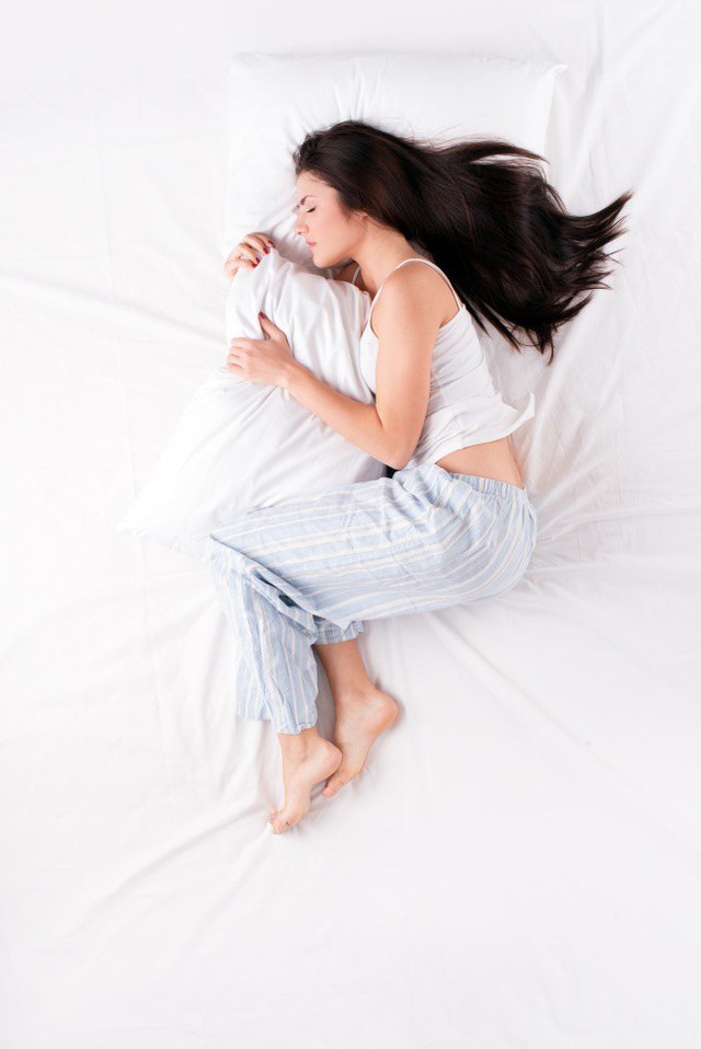 Tư thế ngủ ảnh hưởng đến sức khỏe của bạn như thế nào? - Ảnh 5.