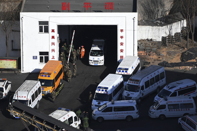 Sập hầm mỏ ở Trung Quốc: Con số thiệt mạng tăng lên 21 người - Ảnh 1.