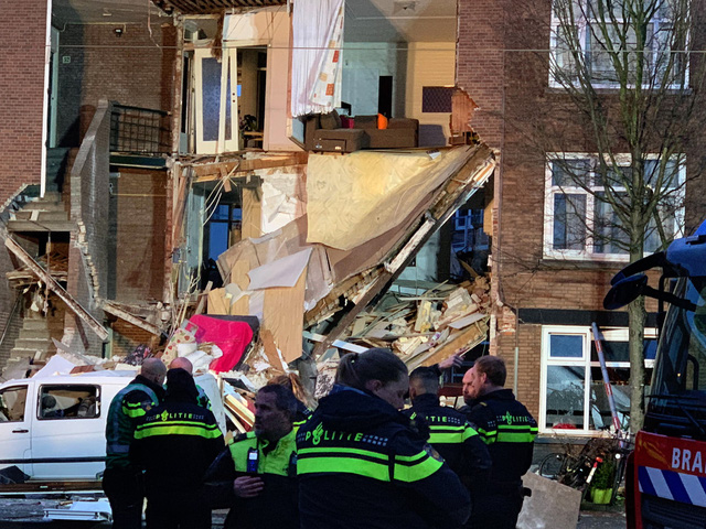 Nổ gây sập tòa nhà 3 tầng tại Hà Lan - Ảnh 6.