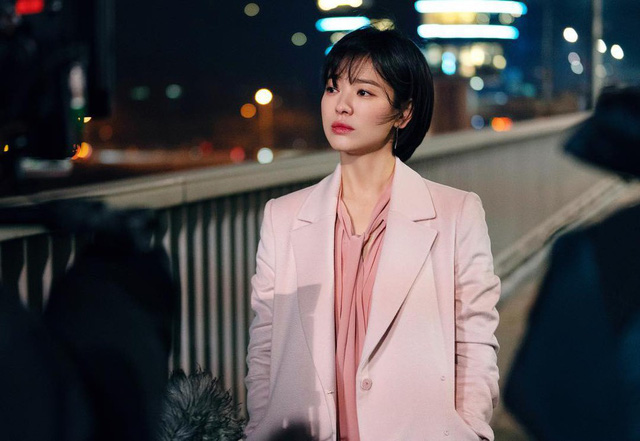 Song Hye Kyo gây sốt với vẻ đẹp tựa nữ thần - Ảnh 3.