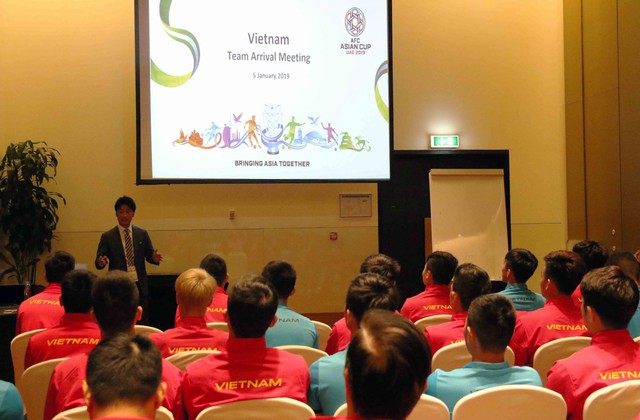 AFC họp với ĐT Việt Nam trước VCK Asian Cup 2019: Nắm vững luật là một lợi thế - Ảnh 1.