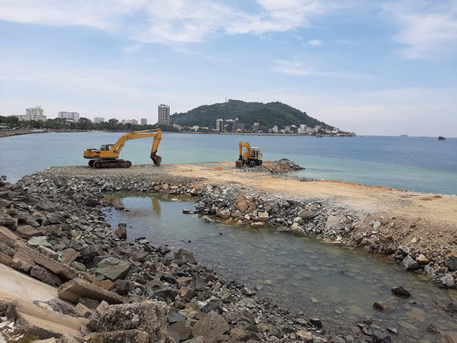 Họp báo thông tin về dự án lấp biển làm thủy cung tại tỉnh Bà Rịa - Vũng Tàu - Ảnh 1.