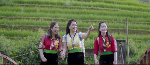 Ca sĩ Đinh Trang ra mắt MV Tình em mừng Ngày Phụ nữ Việt Nam 20/10 - Ảnh 2.