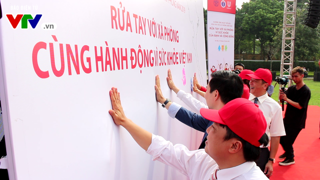 Rửa tay với xà phòng - Cùng hành động vì sức khỏe Việt Nam - Ảnh 2.